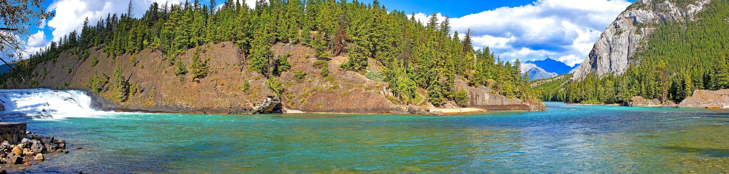 Calgary Airport Transfer 4-Day Leisurely Summer Tour O...