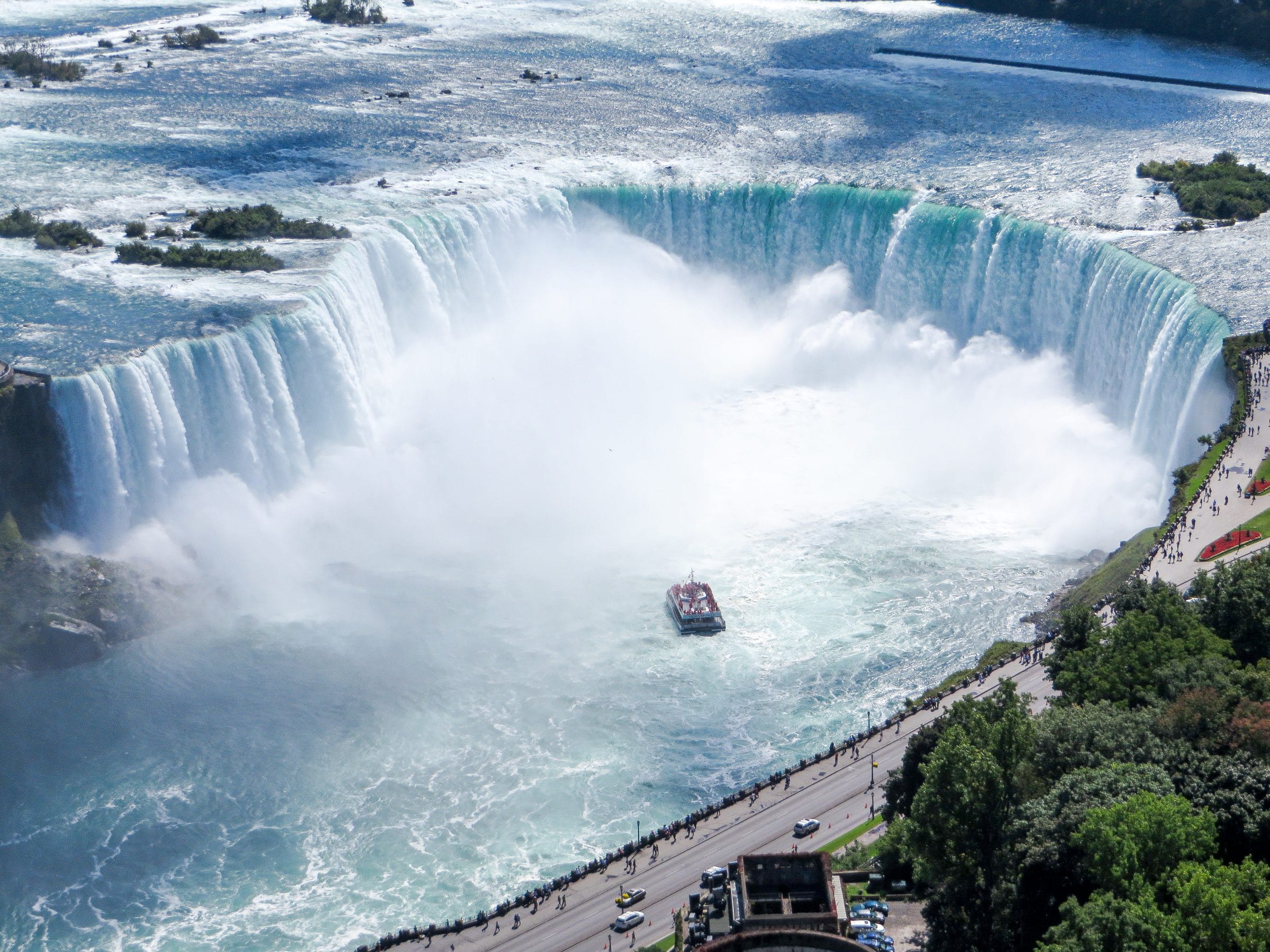 [Join a tour group] Niagara Falls Day Trip (Niagara Falls – Niagara Falls Vineyards)