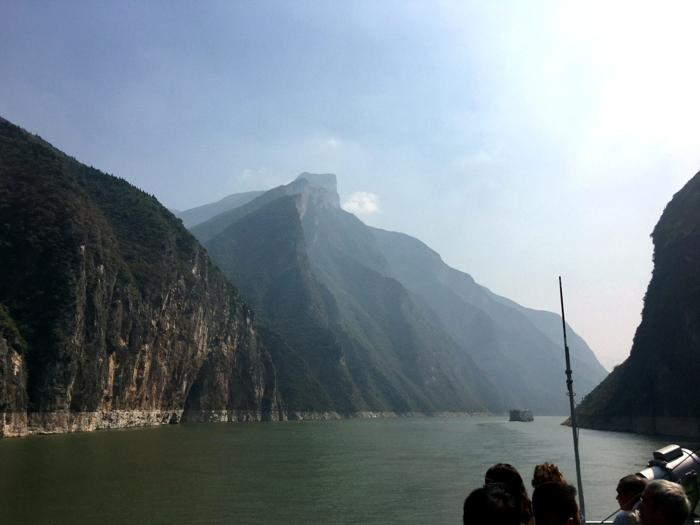 【Super Value Tour】Phoenix, Zhangjiajie, Yangtze River Three Gorges Premium 11-Day Tour